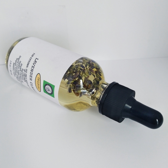 Lavender Classic Body and Massage, Infused with Lavender Flower For Relaxition. - Picture 2 of 5